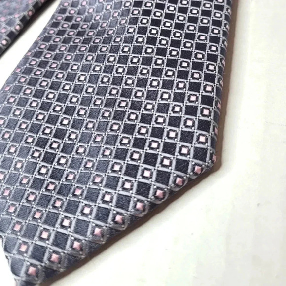 MICHAEL KORS Men's Necktie - Picture 4 of 8